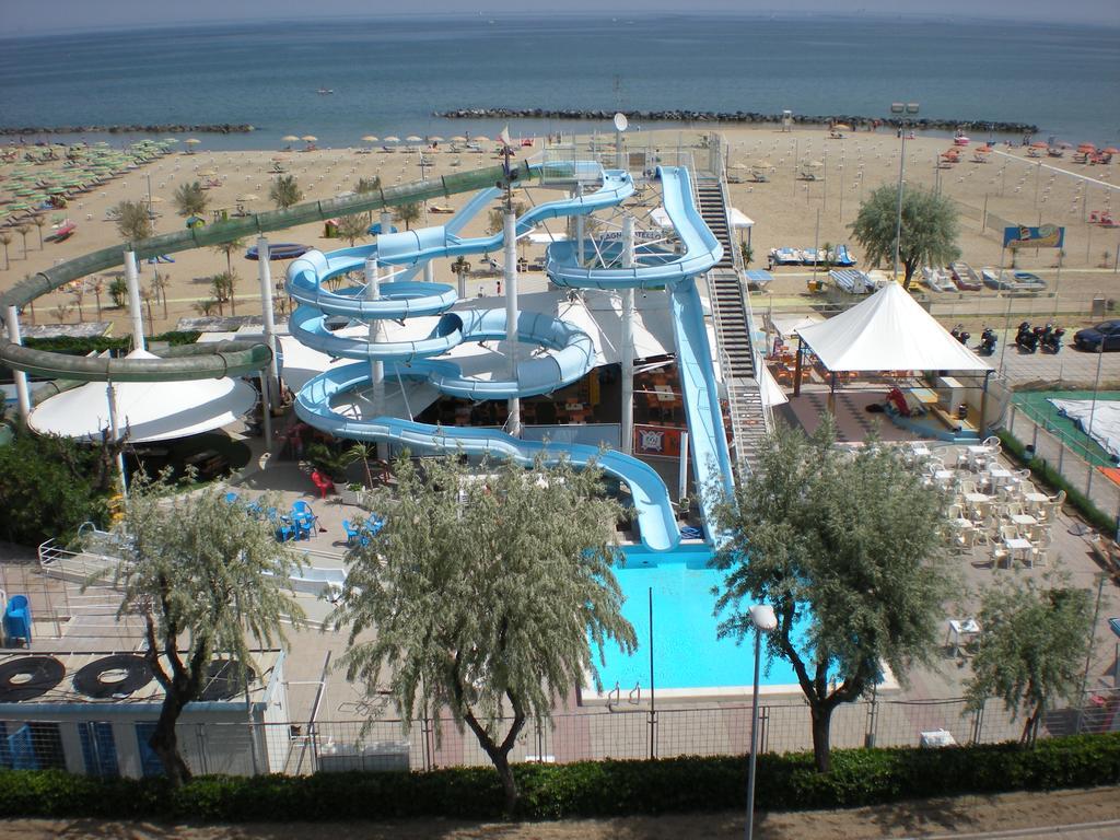 Hotel Villa Dei Gerani Rimini Dış mekan fotoğraf
